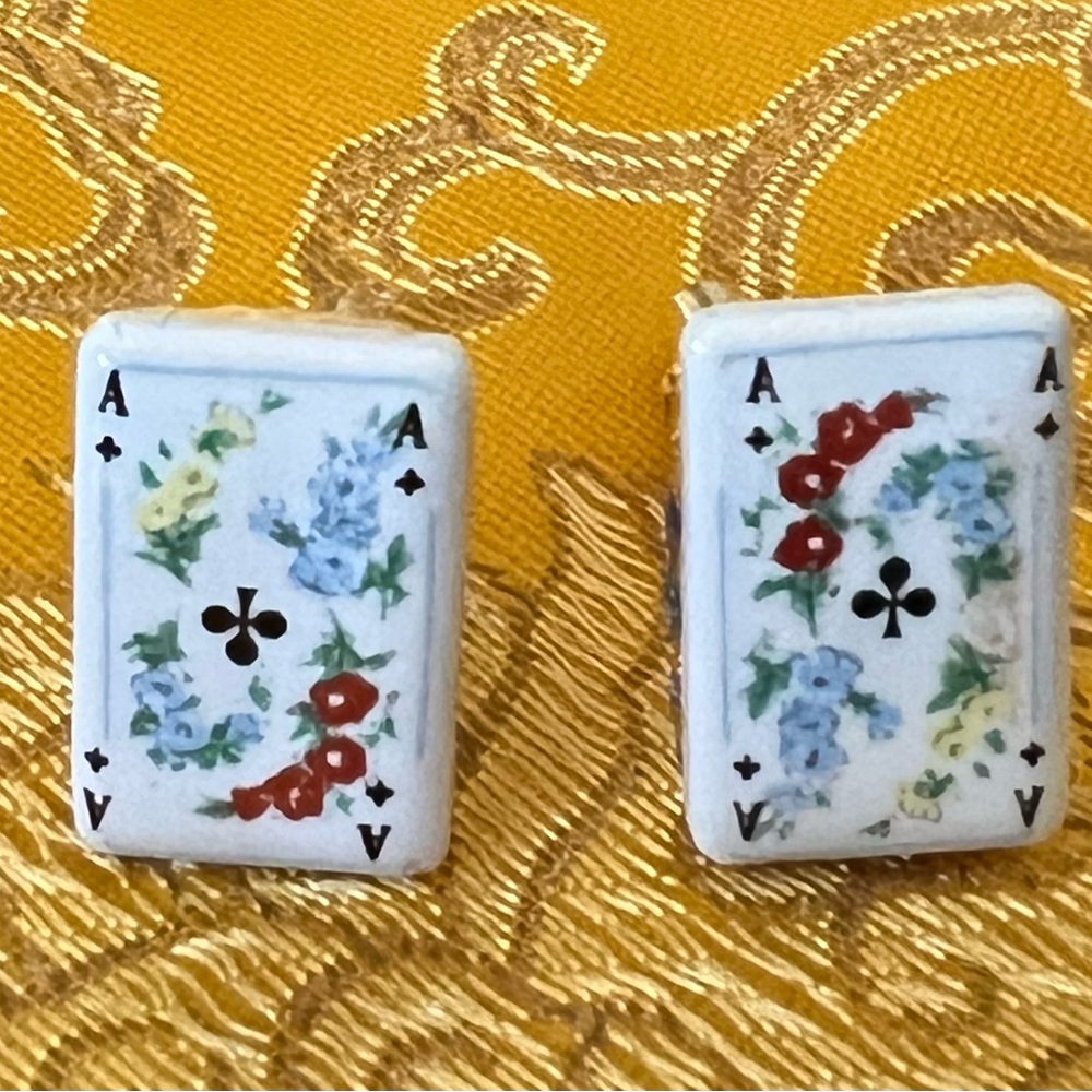 Cuff links